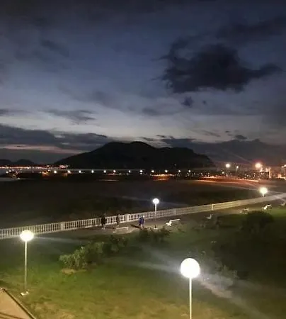 El Muro アパート *